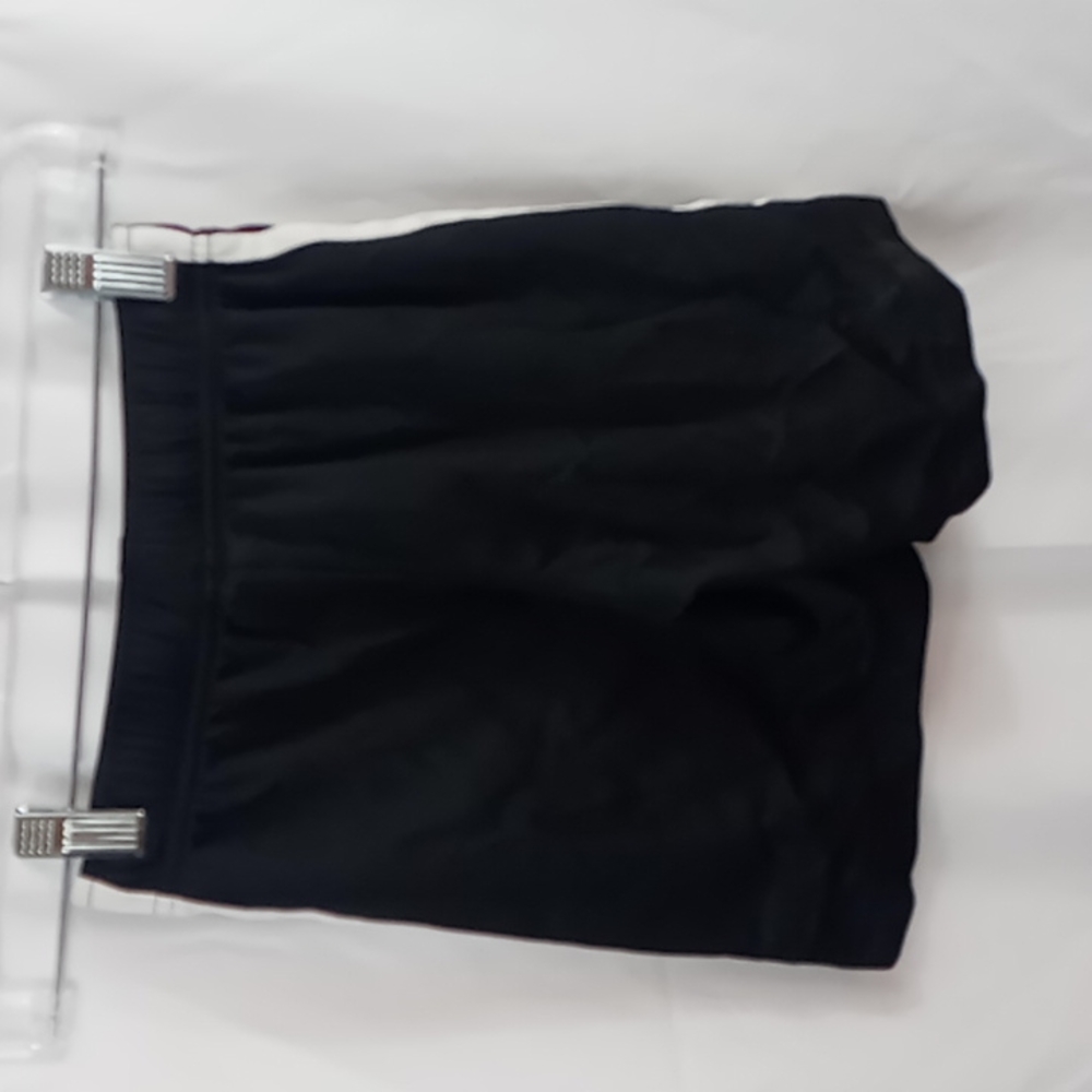 Boys old navy active shorts size s(6-7) Regular - Picture 2 of 2